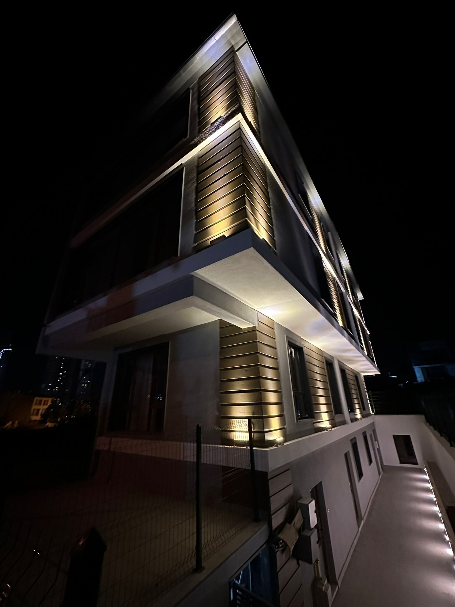 ALTUNTAŞ APART