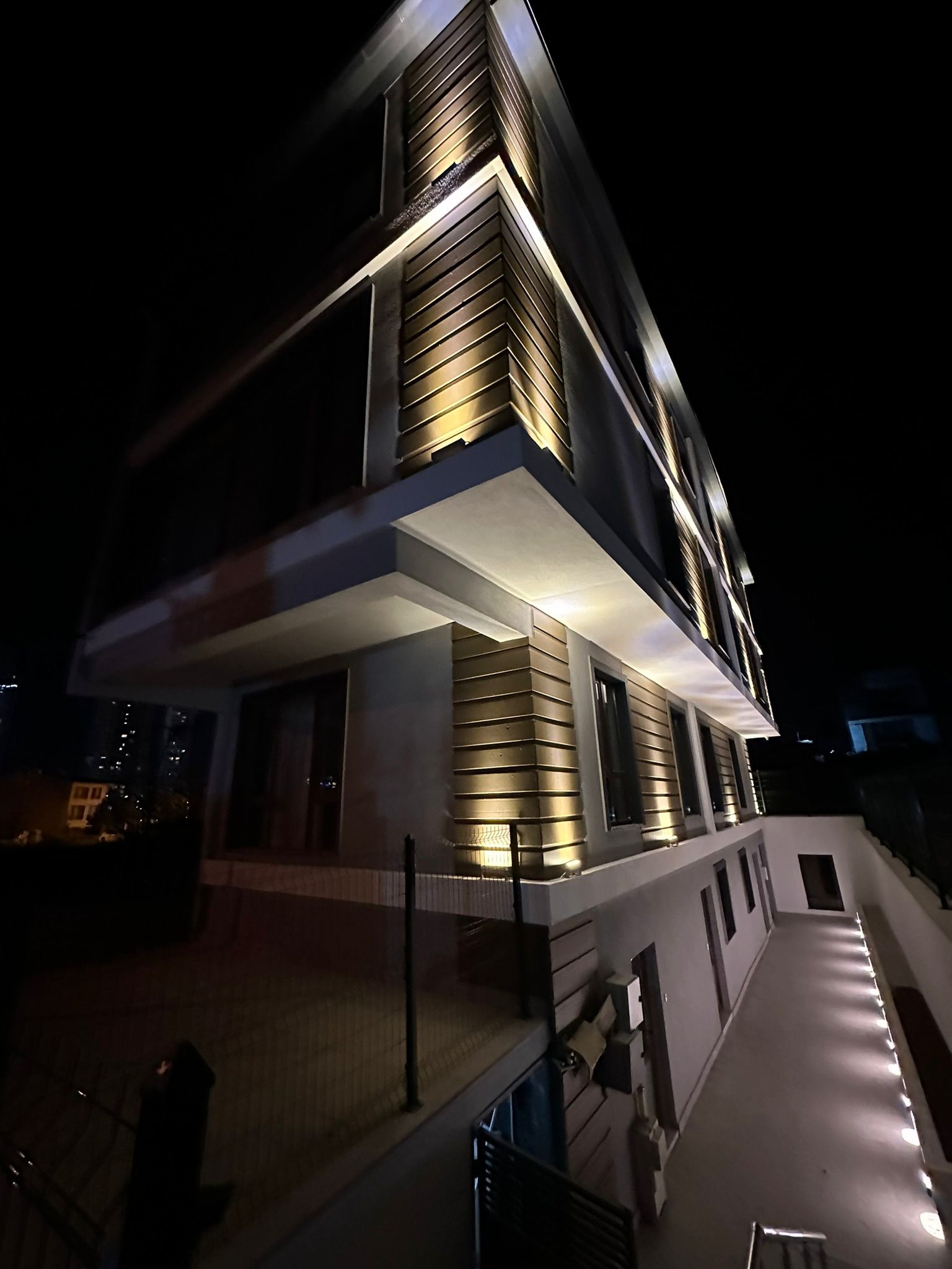 ALTUNTAŞ APART